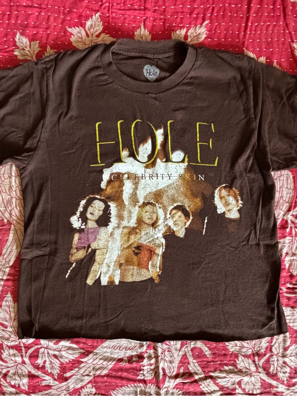 Hole T-shirt